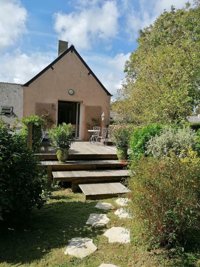 Logement En Campagne Urville-Nacqueville Eksteriør bilde